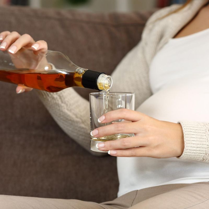 Alkohol i ciążą. Czym jest FAS alkoholowy zespół płodowy